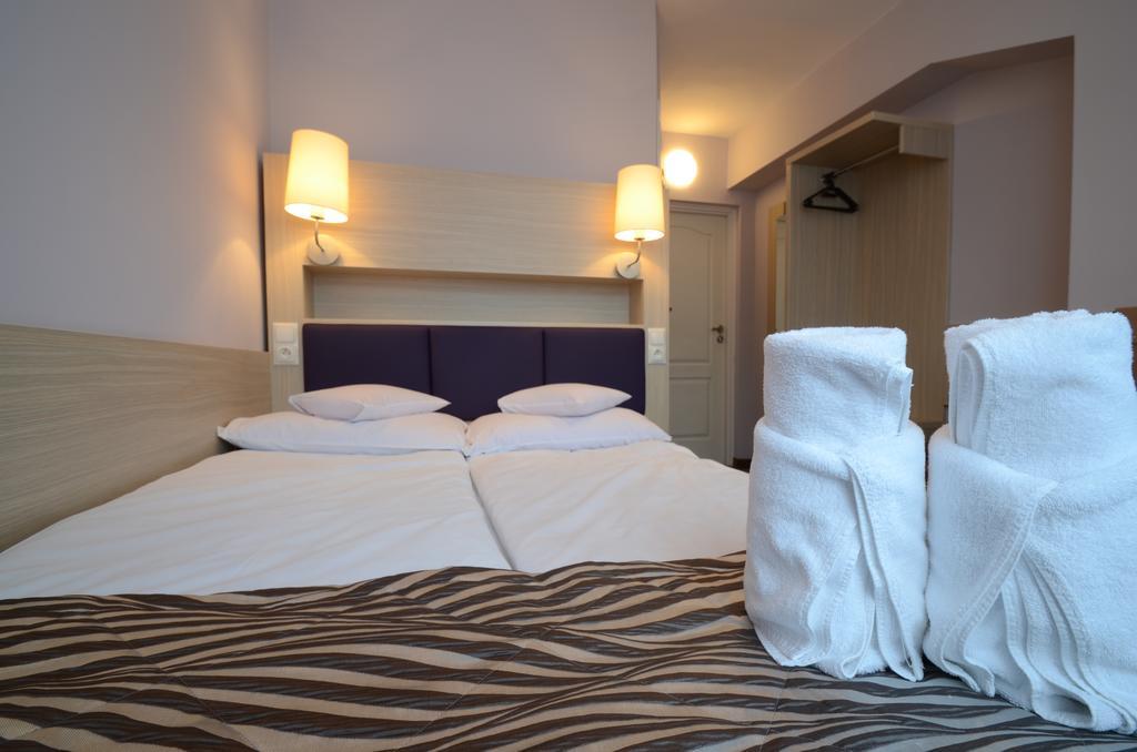 Hotel Pzmot لوبلين الغرفة الصورة